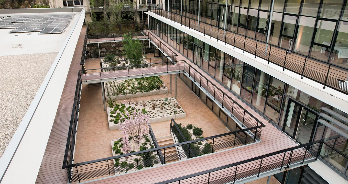 centrium-3